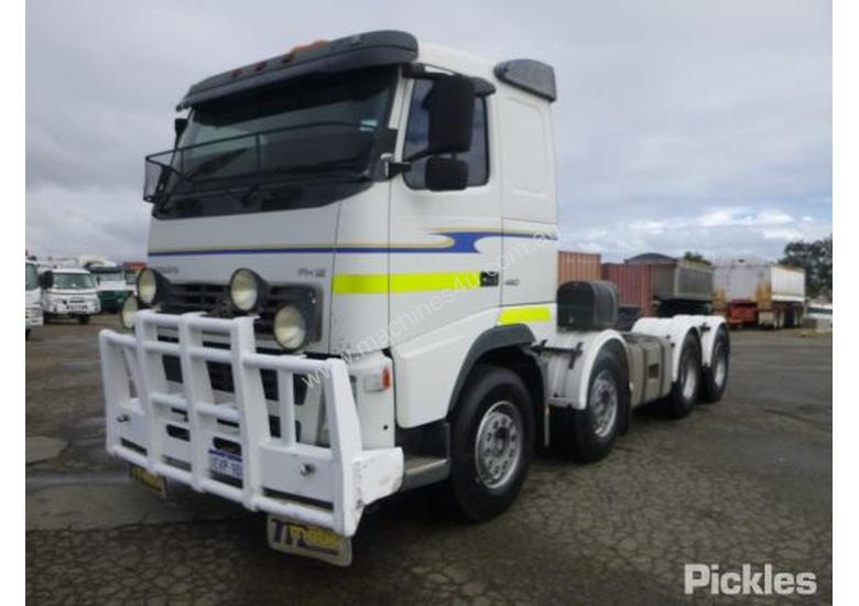 caption 2005 Volvo FH12