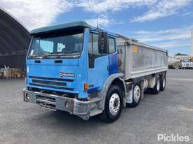 1996 International ACCO 2350G - picture0' - Click to enlarge