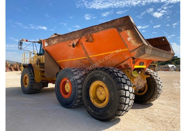 caption 2011 BELL B50D ARTICULATED DUMP TRUCK