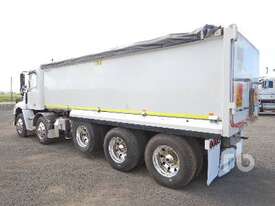 FREIGHTLINER CL112 Tipper Truck (T/A) - picture2' - Click to enlarge