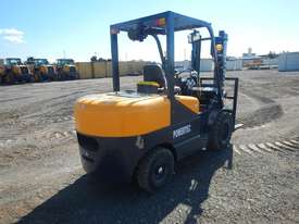 2019 Powertec 35 Forklift c/w 2 Stage Mast - picture1' - Click to enlarge