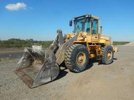 Volvo L90C Wheeled Loader - picture0' - Click to enlarge