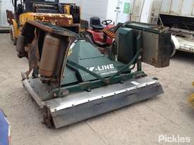 K-Line Industries VR-Series Finishing Mower - picture0' - Click to enlarge