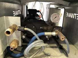 Jetwave M200 cold water 3 phase pressure cleaner - picture1' - Click to enlarge