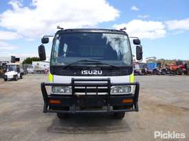 2001 Isuzu FSS500 - picture1' - Click to enlarge