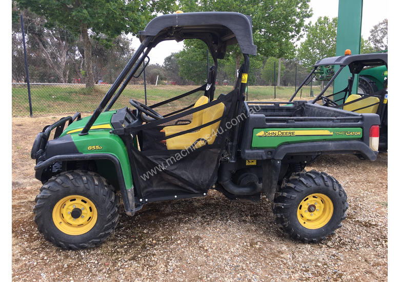 caption John Deere XUV855D Standard-Side by Side All Terrain Vehicle