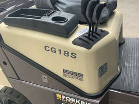 CROWN CG18S LPG FORKLIFT RECENTLY PAINTED - picture2' - Click to enlarge