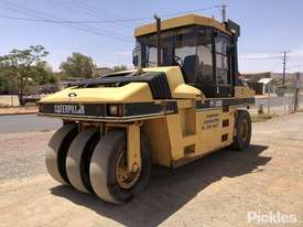 2001 Caterpillar PF300B - picture2' - Click to enlarge