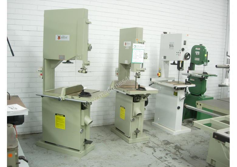 caption Xcalibur Heavy Duty Vertical Band saw 8710102