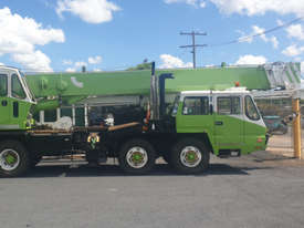 Kato NK250V Truck Crane - picture0' - Click to enlarge