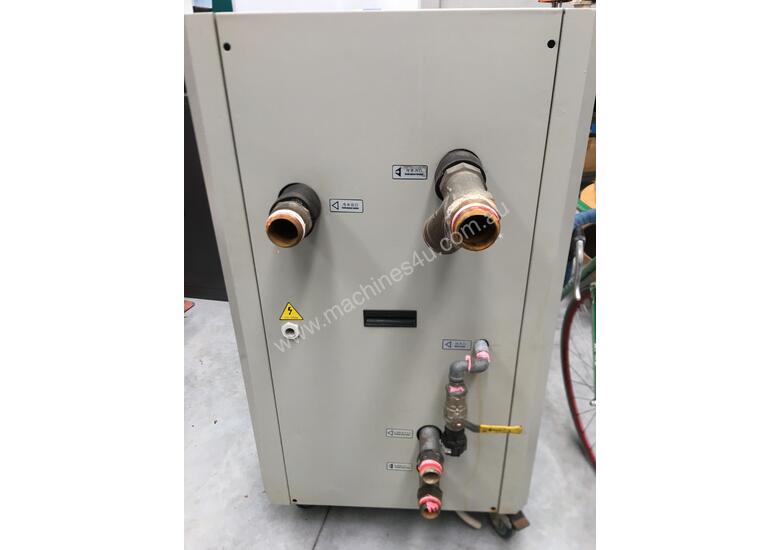 Used Industrial Water CHiller Industrial Water Chiller 8HP with cooling