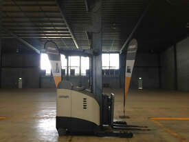 Crown RD5200 Reach Forklift Forklift - picture1' - Click to enlarge