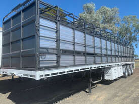 Lusty Semi Stock/Crate Trailer - picture0' - Click to enlarge