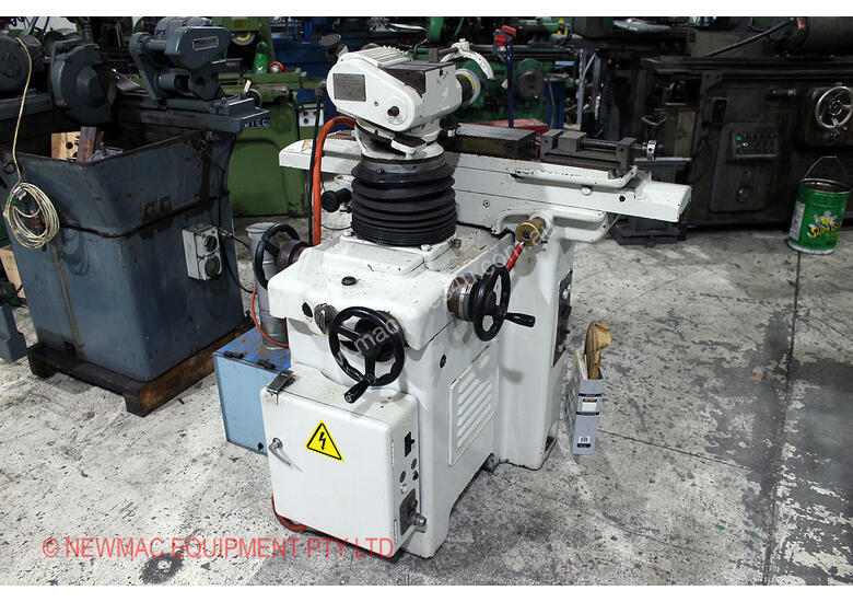 caption Makino C40 Tool & Cutter Grinder