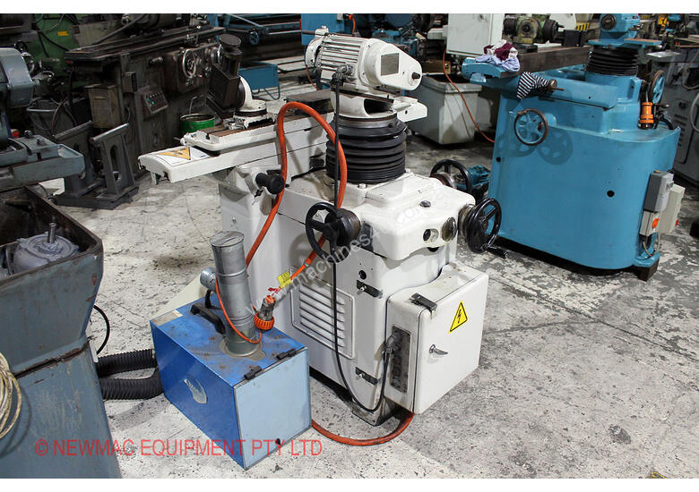 caption Makino C40 Tool & Cutter Grinder