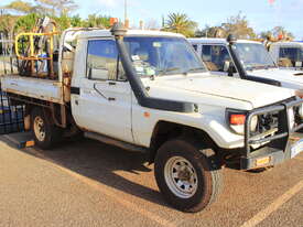 Toyota 2005 Landcruiser HZJ79 Ute - picture0' - Click to enlarge