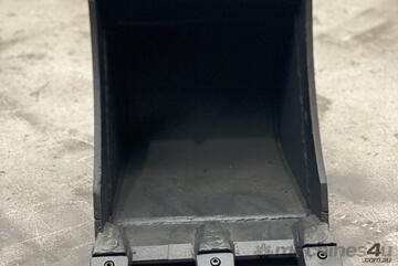 Roo attachments 0.8T-1T Trenching Bucket 450mm