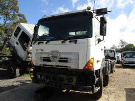 2015 HINO FY1E WRECKING STOCK #1827 - picture0' - Click to enlarge