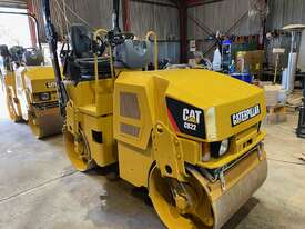 2011 CATERPILLAR CB22 2.5T Double Smooth Drum Roller 1290hrs - picture0' - Click to enlarge