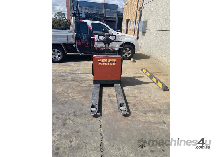 caption Electric Pallet jack - Hire