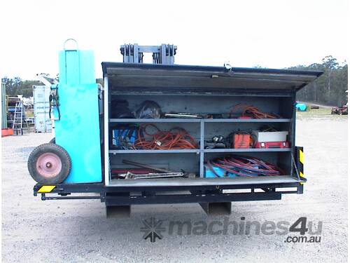 caption service unit custombuilt