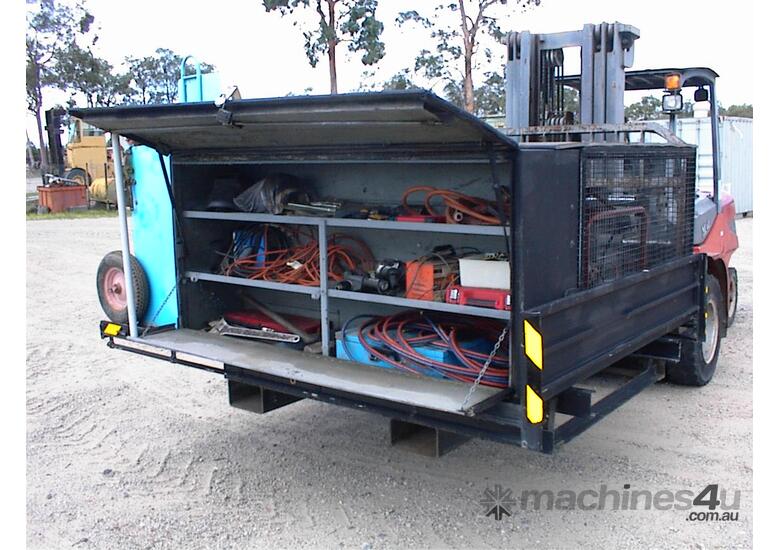caption service unit custombuilt