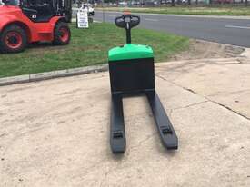 Brand new Hangcha 2.0 Ton Li-Ion Pallet Truck - picture0' - Click to enlarge