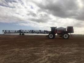 2018 Miller 6333 Sprayers - picture2' - Click to enlarge