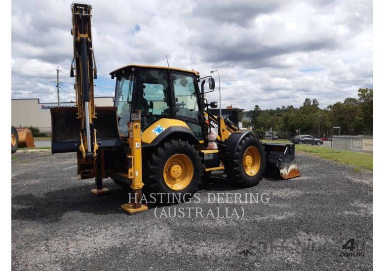 caption CATERPILLAR 444F2LRC Backhoe Loaders