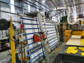KGS/GMC BRICO 185 VERTICAL LIFT PANEL SAW  - picture0' - Click to enlarge