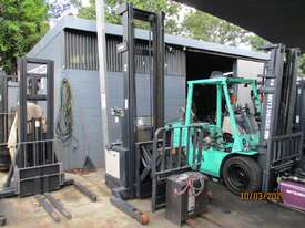 Crown Walkie Reach Electric Used Forklift  #CS258 - picture1' - Click to enlarge