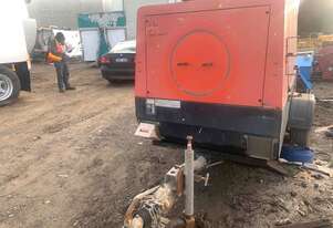 Compair C110-9 400cfm Portable Air Compressor