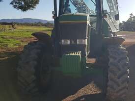 John Deere 7700 Tractor - picture1' - Click to enlarge