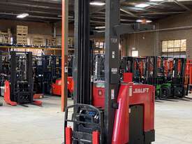 Raymond Used 2.0T 6.8M Rid On Reach Truck | Best Service - picture0' - Click to enlarge