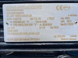 R107 - picture0' - Click to enlarge