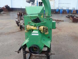 2010 AGRI-MACHINERY 3 POINT LINKAGE PTO WOOD CHIPPER - picture0' - Click to enlarge