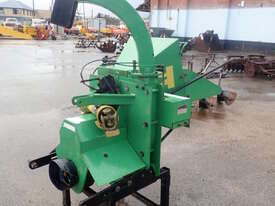 2010 AGRI-MACHINERY 3 POINT LINKAGE PTO WOOD CHIPPER - picture0' - Click to enlarge