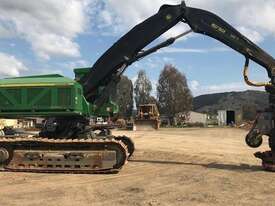 John Deere 909kh - picture1' - Click to enlarge