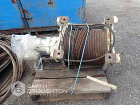 AIR WINCH & PALLET COMPRISING OF CABLE & CHAIN BLOCKS - picture0' - Click to enlarge