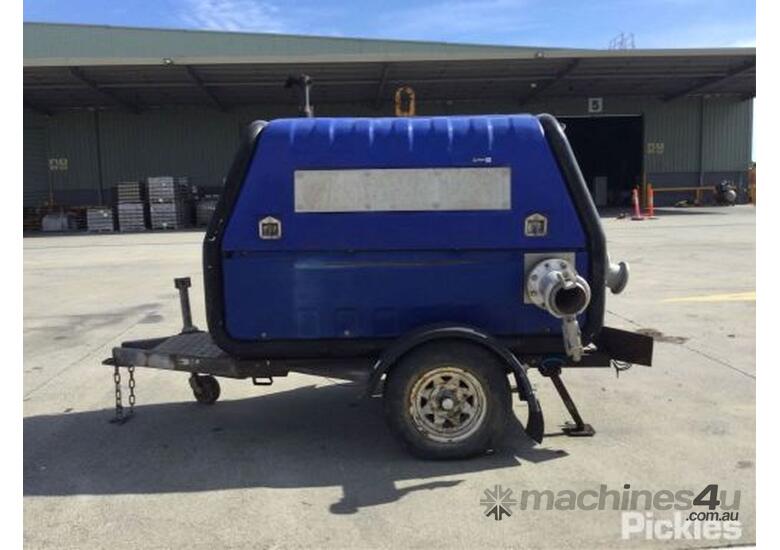 Buy Used Berwick Trailers 2008 Berwick Trailers Trucks in , Listed on