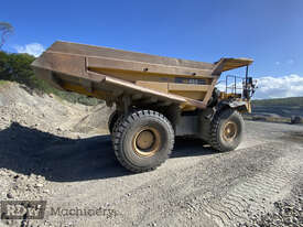 Komatsu HD465-7 EO Dump Truck  - picture2' - Click to enlarge