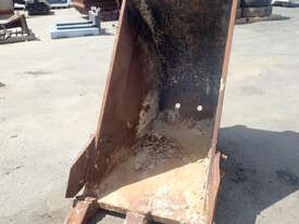 800MM EXCAVATOR TRENCHING BUCKET - picture2' - Click to enlarge