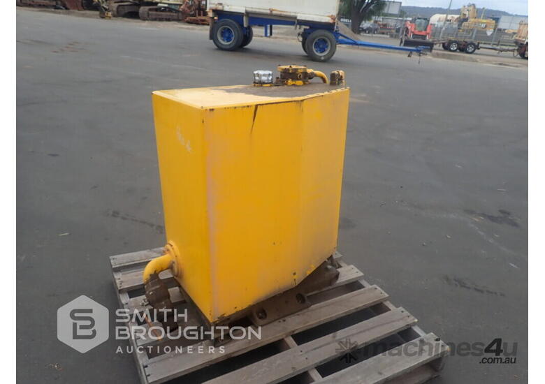 Used HYDRAULIC OIL TANK Hydraulic Oils in , Listed on Machines4u