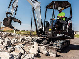 Bobcat E32 Mini Excavator - picture0' - Click to enlarge