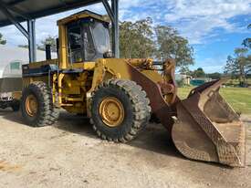 Komatsu WA500-1 loader - picture0' - Click to enlarge