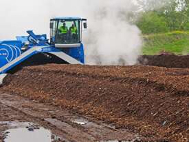 BACKHUS A55 Windrow Turner - picture0' - Click to enlarge