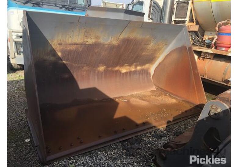 Used Volvo L180C Wheeled Loader in , Listed on Machines4u