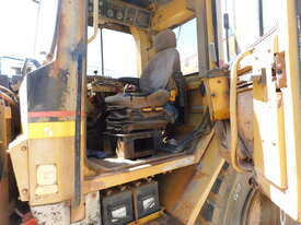 CATERPILLAR D25D ARTICULATED WATER CART - picture0' - Click to enlarge