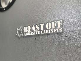 Blast Off Abrasive Cabinets - Sand Blasting King Cabinet - picture1' - Click to enlarge