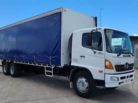 Hino GH1J - picture0' - Click to enlarge